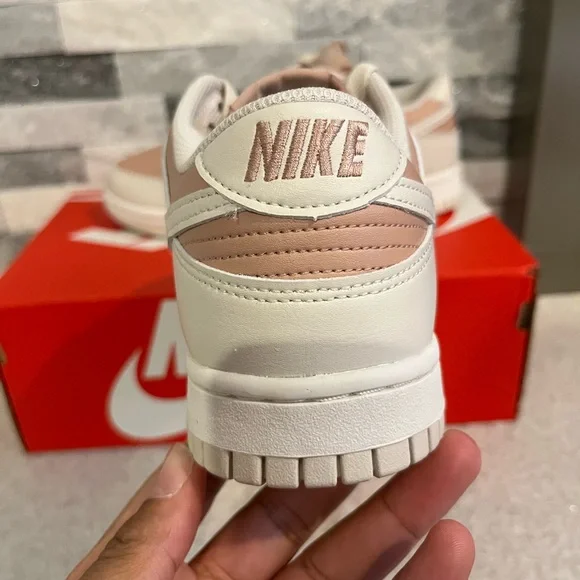 New!! Nike dunk low women's sneakers - Picture 2 of 11